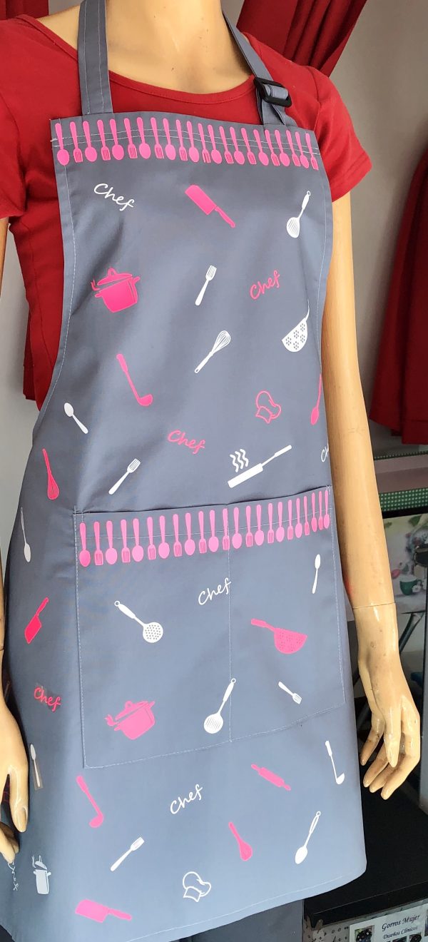 Delantal Chef Gris-Fucsia - Imagen 3